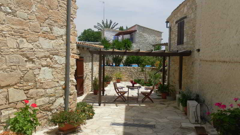 Traditional Village Houses Skarinou Exterior foto