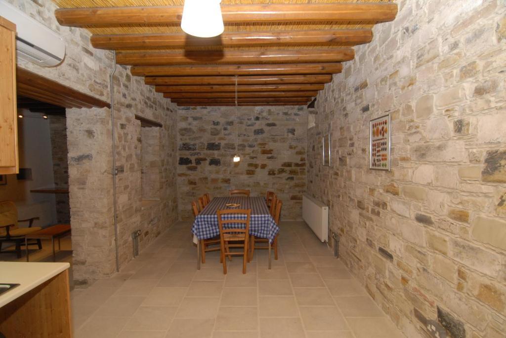 Traditional Village Houses Skarinou Exterior foto